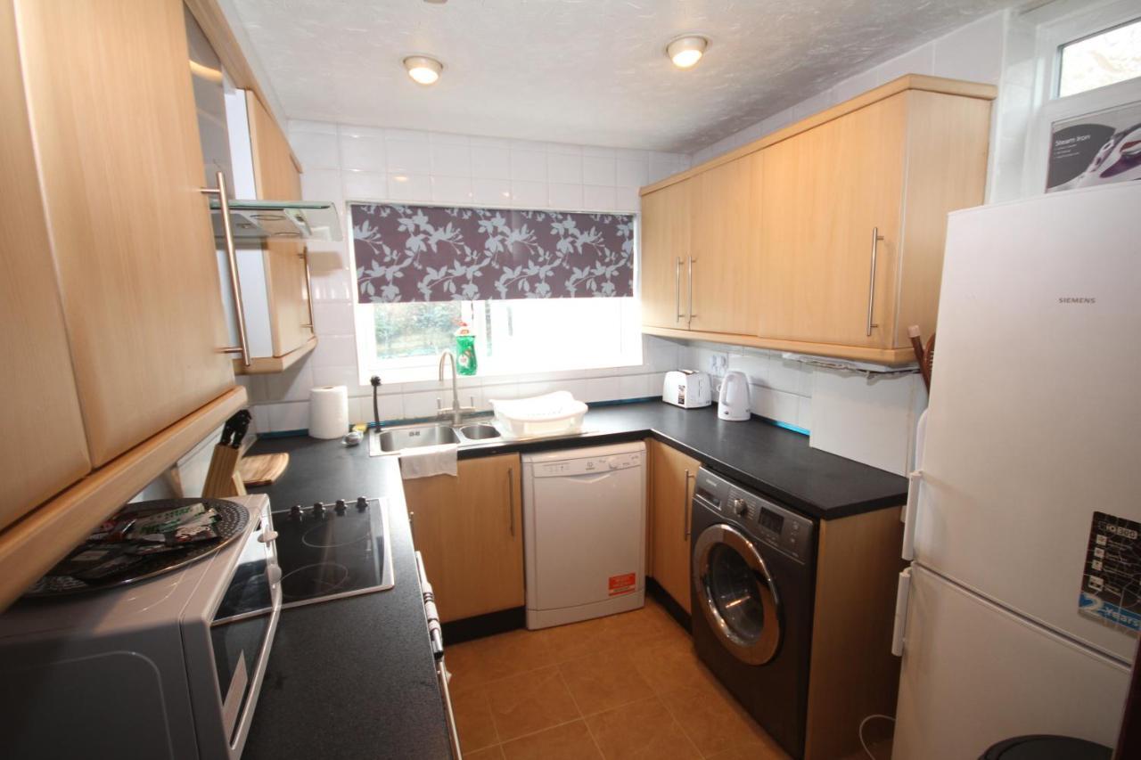 Kenton House Villa Harrow Bagian luar foto