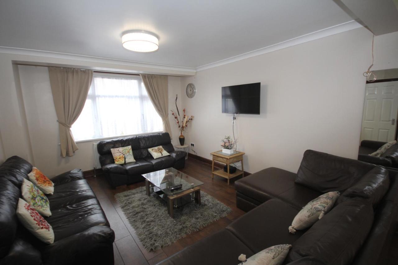 Kenton House Villa Harrow Bagian luar foto