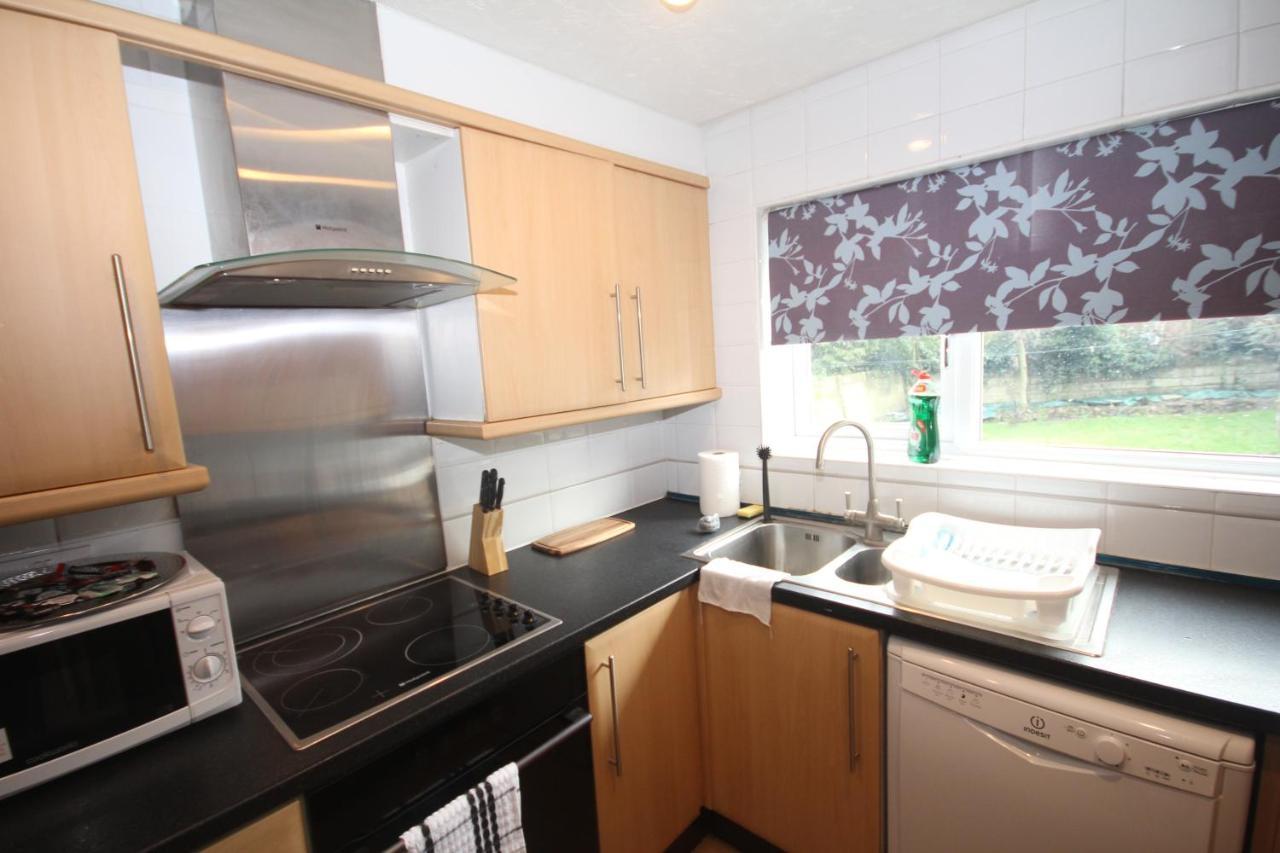 Kenton House Villa Harrow Bagian luar foto