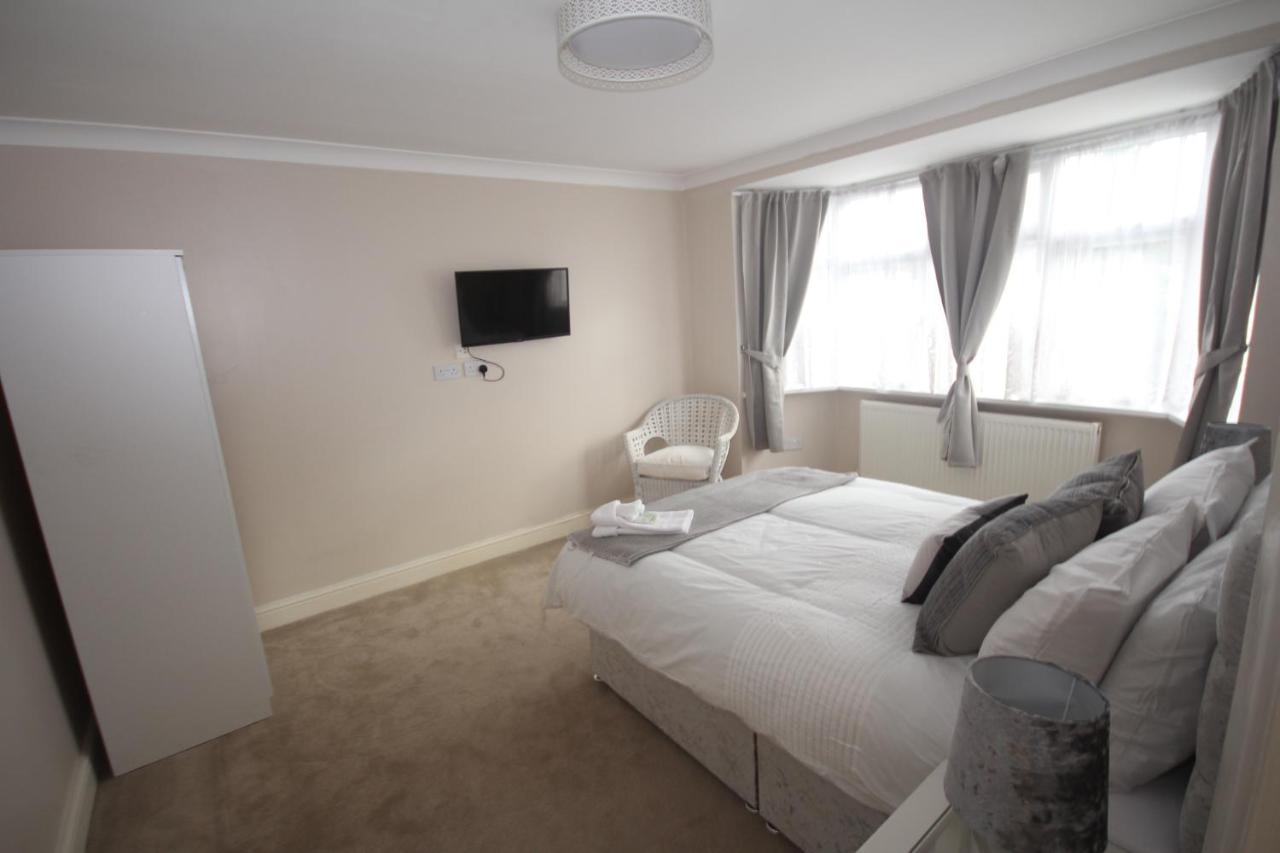 Kenton House Villa Harrow Bagian luar foto