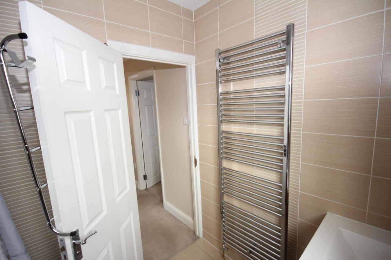 Kenton House Villa Harrow Bagian luar foto